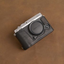 Tasman Leather Camera Case – Fujifilm X-E3