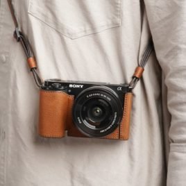 Kintamani Leather Camera Case – Sony ZV-E10